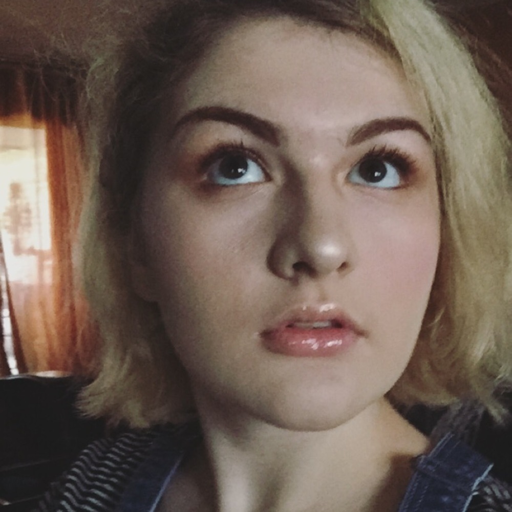Meet your Posher, Ella